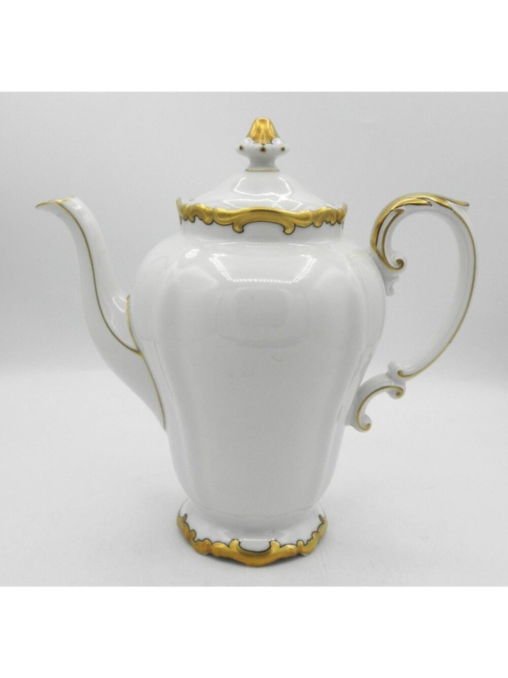 HEINRICH and H and C Co Selb Bavaria Heavy Gold Trim Coffee Pot #14860 Excellent
